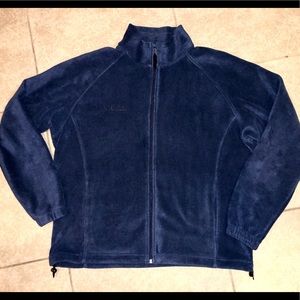 Woman’s Columbia fleece jacket size xl